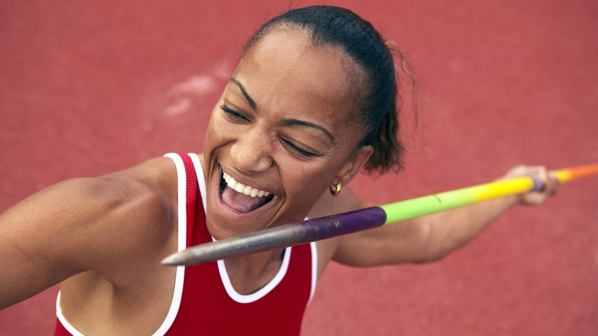 仰泳技术精细奥地利保持领先,仰泳技术动作